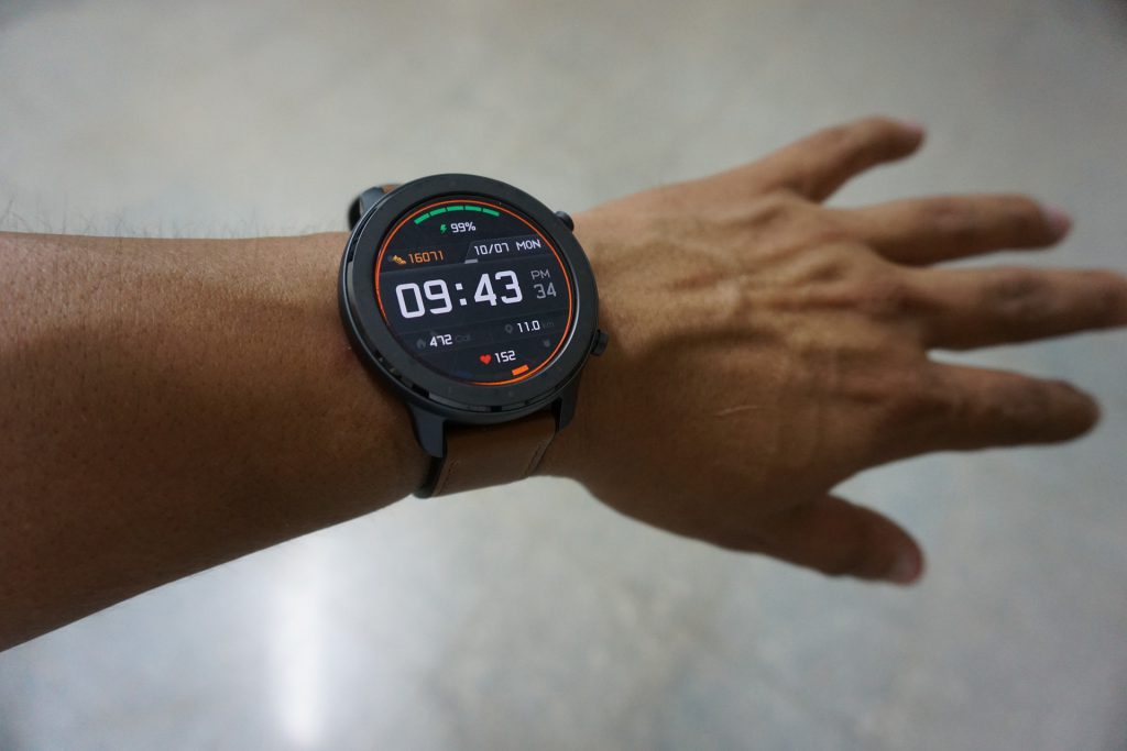 Smartwatch – dlaczego warto go kupić?